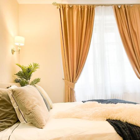 Downtown Deak-Ferris Wheel Luxury Home Βουδαπέστη Εξωτερικό φωτογραφία