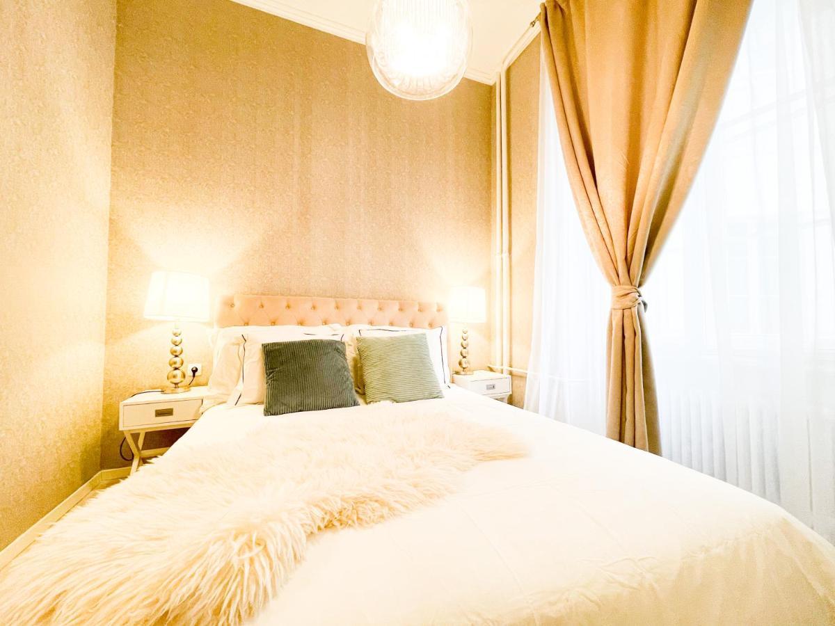 Downtown Deak-Ferris Wheel Luxury Home Βουδαπέστη Εξωτερικό φωτογραφία